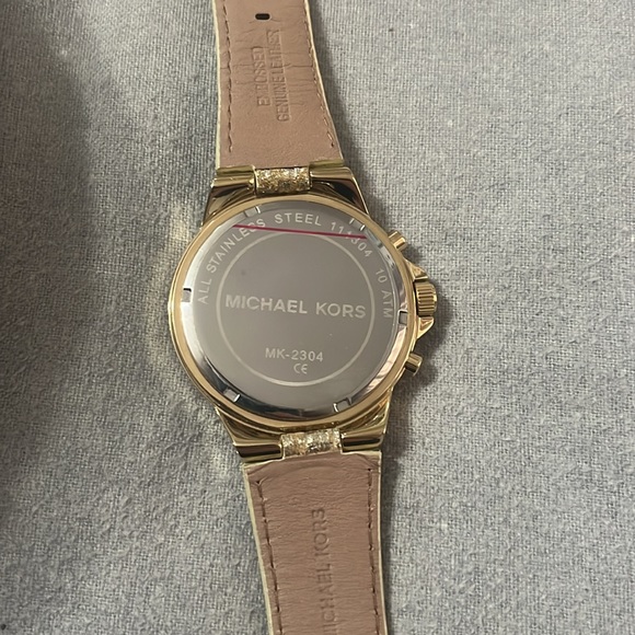 Gold Michael Kors Women’s Watch MK-2304 - Picture 4 of 11